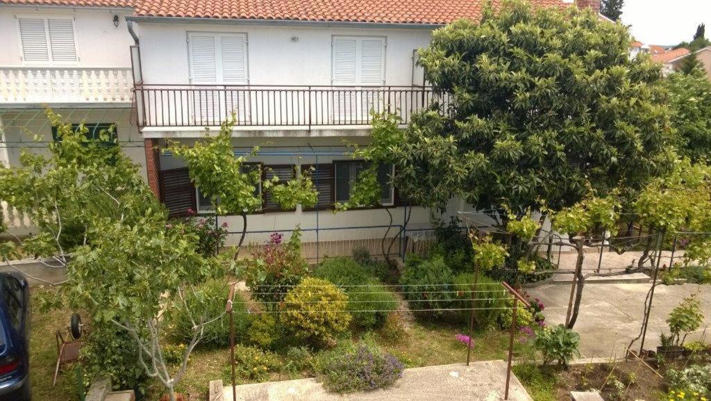 Apartments Bir - With Balcony Vodice Ngoại thất bức ảnh